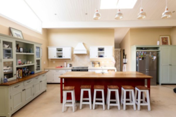 Découvrez les plafonniers pour cuisine élégants et fonctionnels